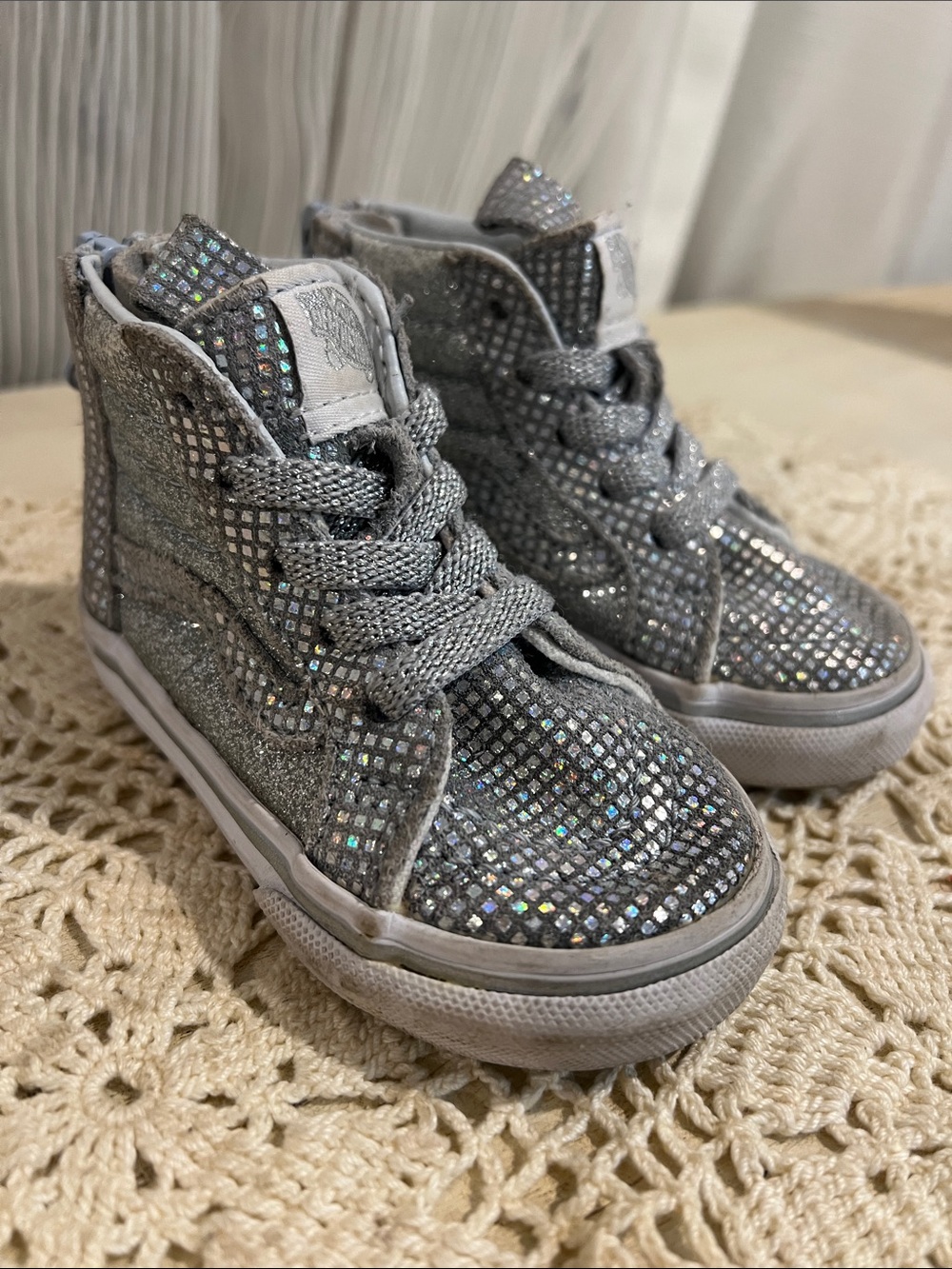 Vans Toddler Glitter High Top Sneakers Silver Sparkle Zip Back Size 4